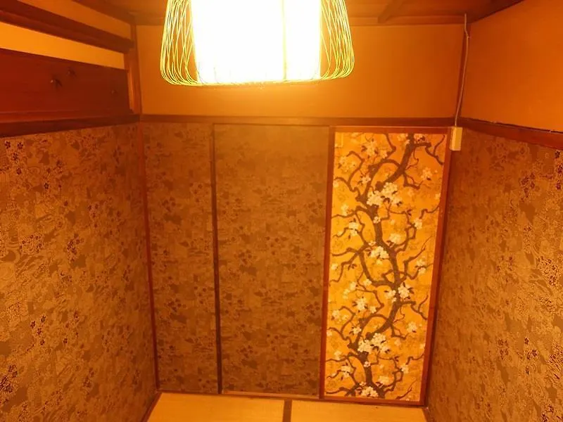 Guest House Taiko-Ya Bettei 180 Year Old Authentic Traditiona House  Kyoto