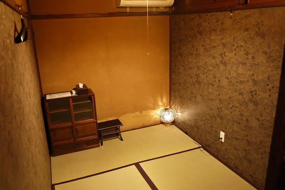 Guest House Taiko-Ya Bettei 180 Year Old Authentic Traditiona House Kyoto