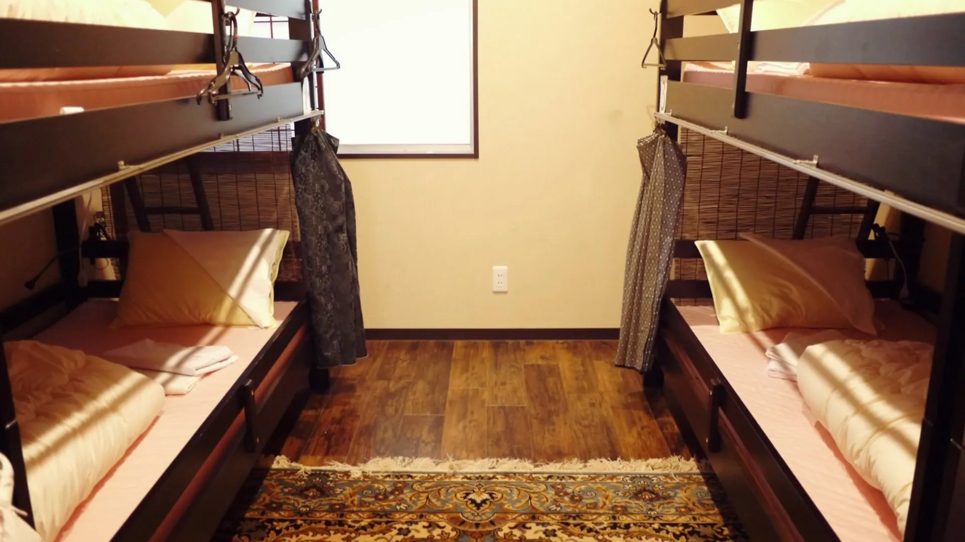 Guest House Taiko-Ya Bettei 180 Year Old Authentic Traditiona House  Kyoto
